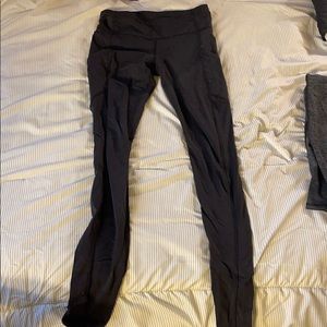 Lululemon leggings size 4